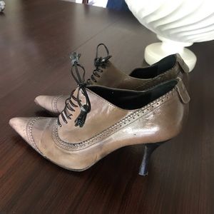 PIED A TERRE taupe leather laced heels shoes
